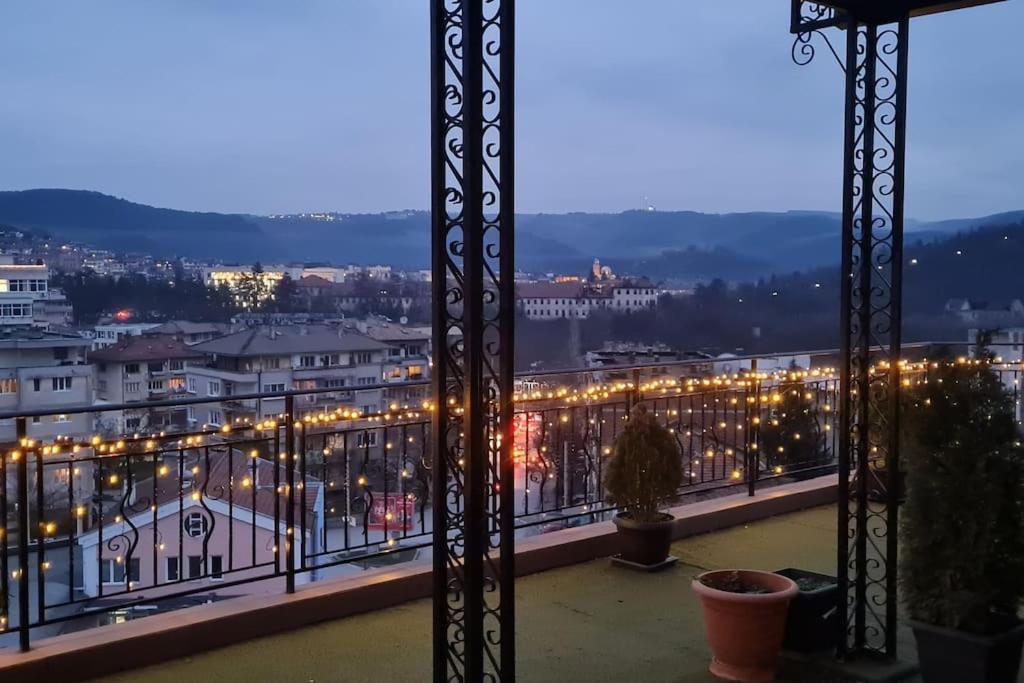 Unique Studio- Great Balcony And View! Parking Possibility! Veliko Tarnovo Exterior foto
