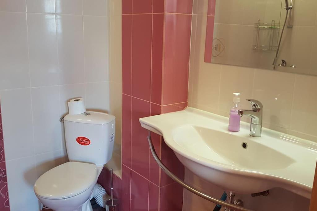 Unique Studio- Great Balcony And View! Parking Possibility! Veliko Tarnovo Exterior foto