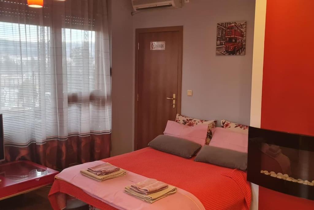 Unique Studio- Great Balcony And View! Parking Possibility! Veliko Tarnovo Exterior foto