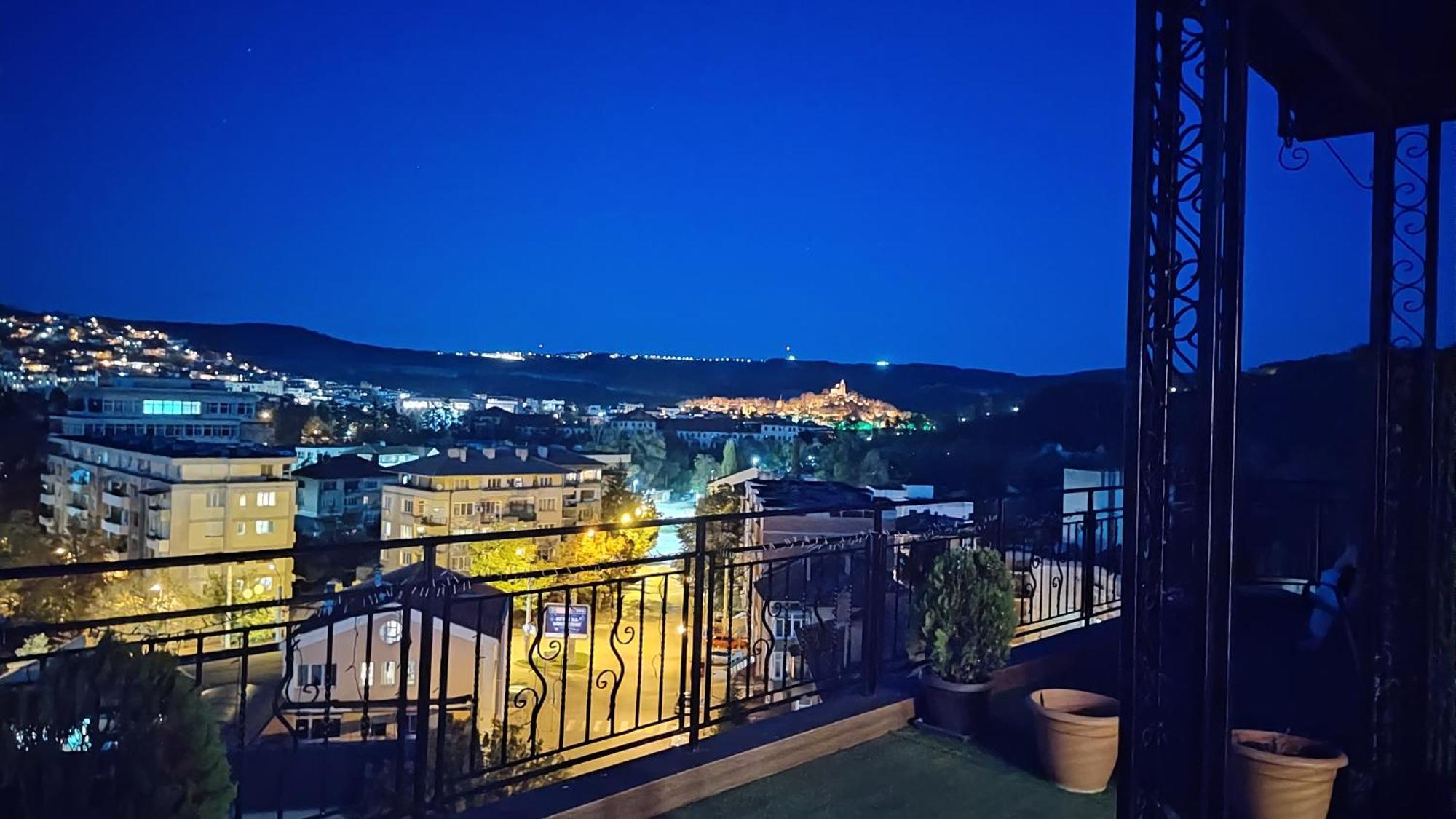 Unique Studio- Great Balcony And View! Parking Possibility! Veliko Tarnovo Exterior foto